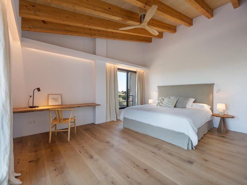 4 soveværelse Finca/Landehus til salg i Selva med swimmingpool garage - € 4.950.000 (Ref: 7482106)