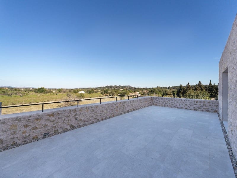 4 soveværelse Finca/Landehus til salg i Selva med swimmingpool garage - € 4.950.000 (Ref: 7482106)