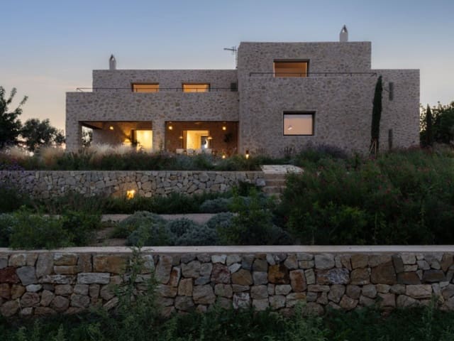 4 chambre Finca/Maison de Campagne à vendre à Selva avec piscine garage - 4 250 000 € (Ref: 7482106)