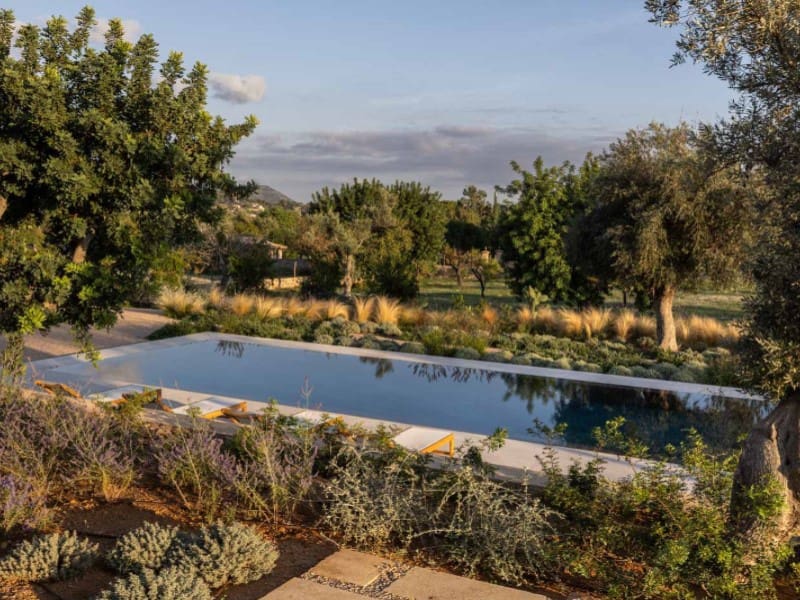 4 soveværelse Finca/Landehus til salg i Selva med swimmingpool garage - € 4.250.000 (Ref: 7482106)