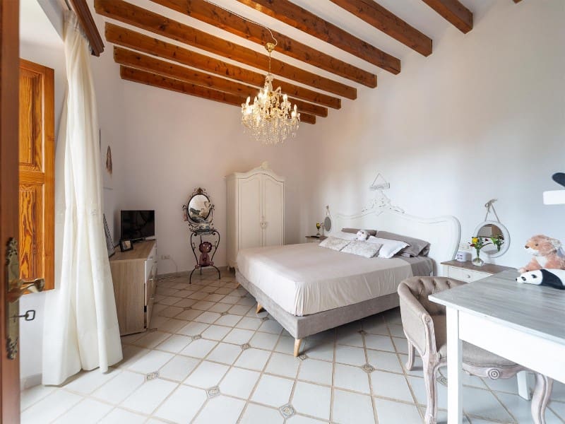 10 soveværelse Finca/Landehus til salg i Santa Maria del Cami med swimmingpool - € 8.975.000 (Ref: 7498526)