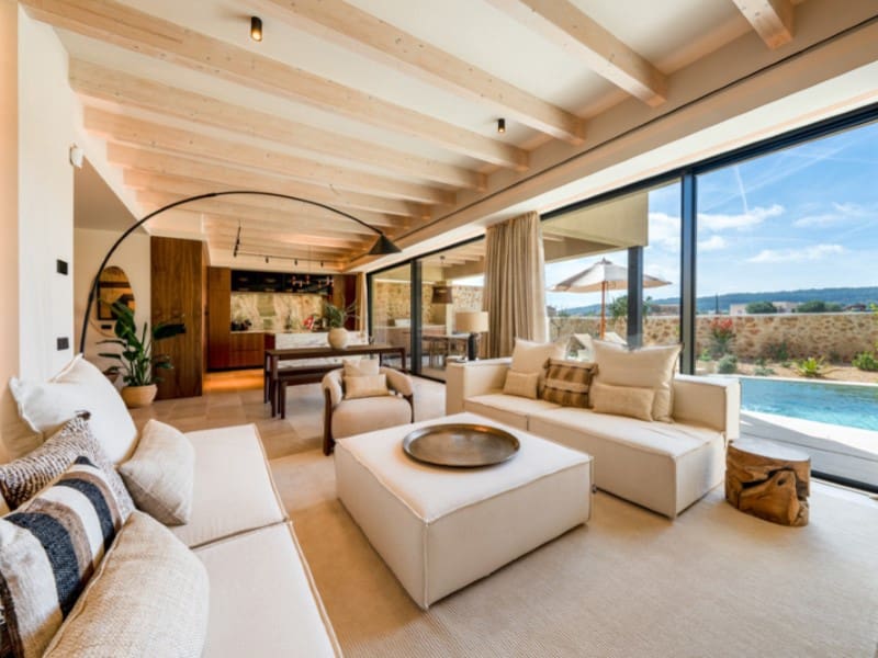 4 bedroom Villa for sale in Santa Maria del Cami with pool garage - € 2,500,000 (Ref: 7516611)