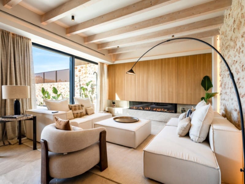 4 bedroom Villa for sale in Santa Maria del Cami with pool garage - € 2,500,000 (Ref: 7516611)