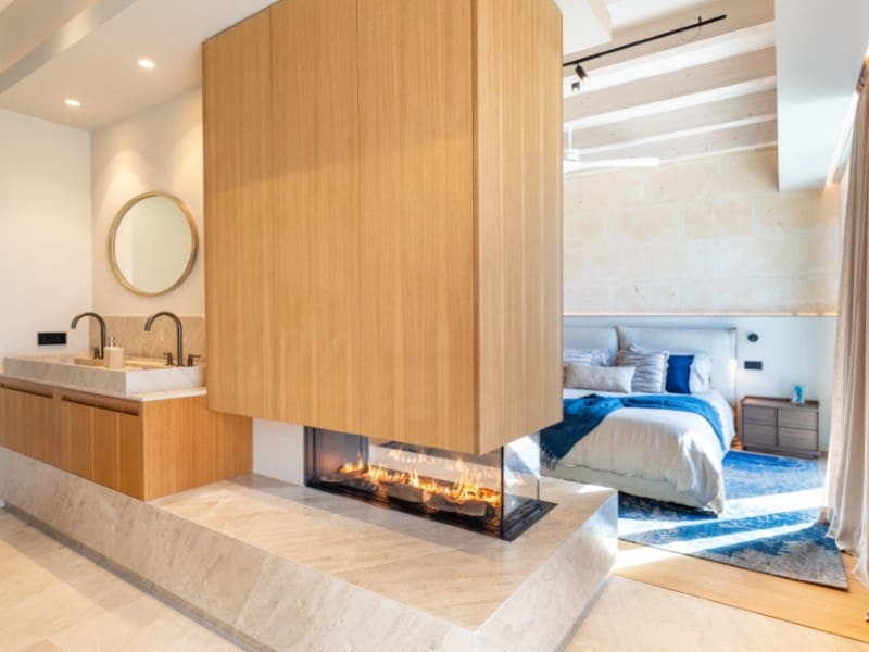 4 bedroom Villa for sale in Santa Maria del Cami with pool garage - € 2,500,000 (Ref: 7516611)