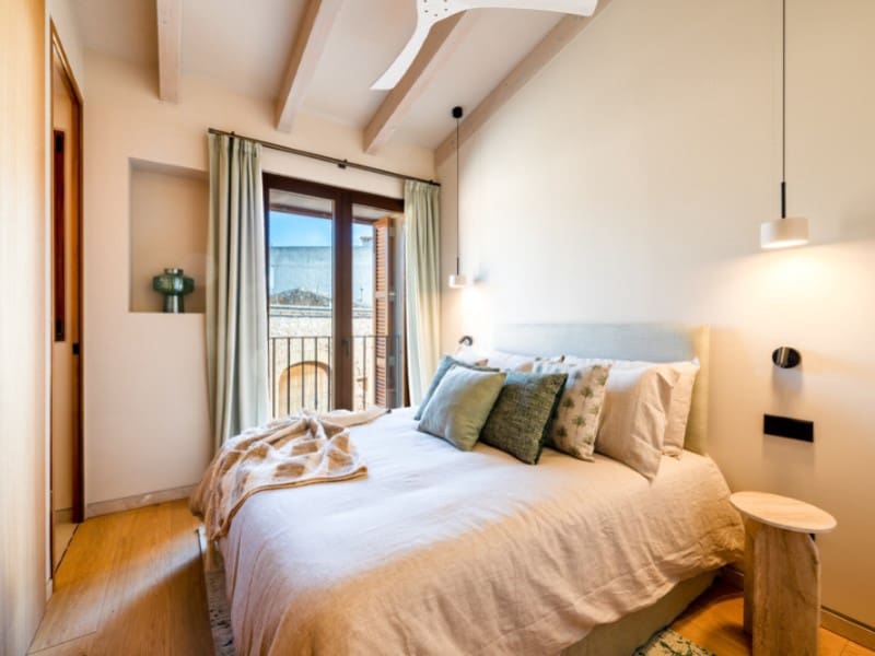 4 bedroom Villa for sale in Santa Maria del Cami with pool garage - € 2,500,000 (Ref: 7516611)