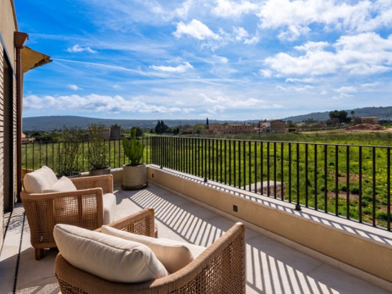 4 bedroom Villa for sale in Santa Maria del Cami with pool garage - € 2,500,000 (Ref: 7516611)