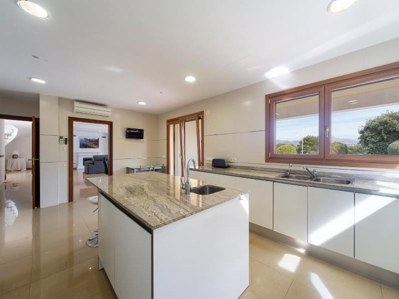 4 chambre Villa/Maison à vendre à Santa Ponsa avec piscine garage - 2 800 000 € (Ref: 7539932)