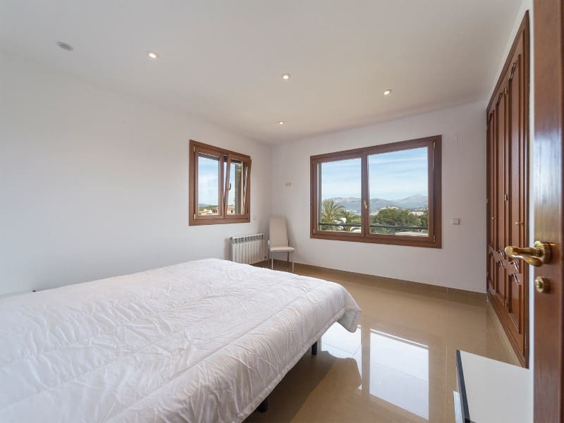 4 chambre Villa/Maison à vendre à Santa Ponsa avec piscine garage - 2 800 000 € (Ref: 7539932)