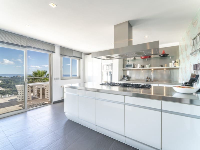 4 slaapkamer Villa te koop in Genova met zwembad garage - € 2.750.000 (Ref: 7557139)