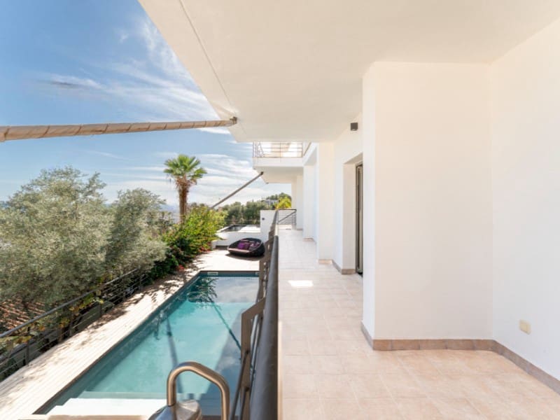 4 slaapkamer Villa te koop in Genova met zwembad garage - € 2.750.000 (Ref: 7557139)