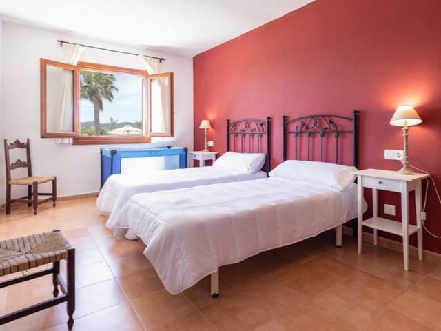 5 sypialnia Finka/Dom wiejski na sprzedaż w Son Servera z basenem garażem - 1 800 000 € (Ref: 7557141)