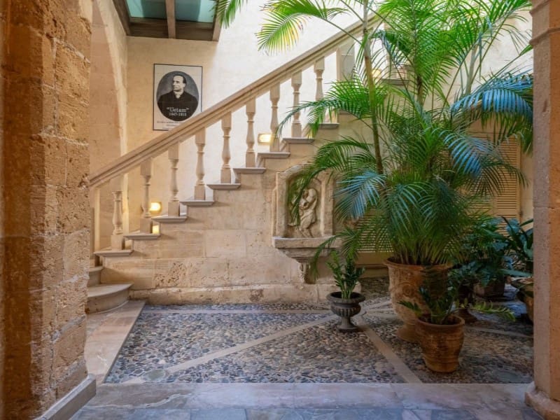 16 soveværelse Villa til salg i Palma de Mallorca med garage - € 11.800.000 (Ref: 7576935)