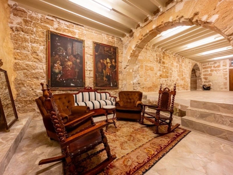 16 soveværelse Villa til salg i Palma de Mallorca med garage - € 11.800.000 (Ref: 7576935)