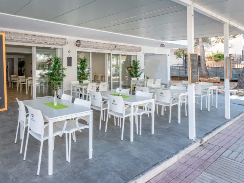 24 slaapkamer Hotel te koop in L'Arenal / S'Arenal met zwembad - € 3.950.000 (Ref: 7589726)