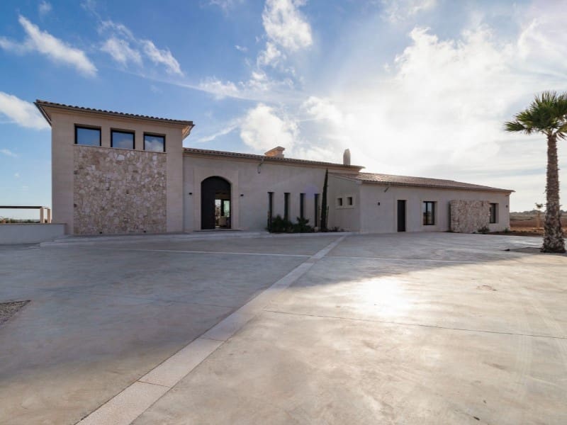 4 chambre Finca/Maison de Campagne à vendre à Campos avec piscine garage - 4 600 000 € (Ref: 7590640)