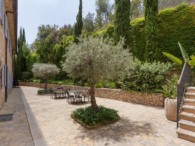 5 sypialnia Finka/Dom wiejski na sprzedaż w Bunyola z basenem garażem - 6 500 000 € (Ref: 7599353)