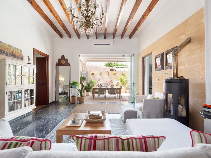 6 makuuhuone Huvila myytävänä paikassa Colonia de Sant Jordi mukana 
autotalli - 1 980 000 € (Ref: 7608138)