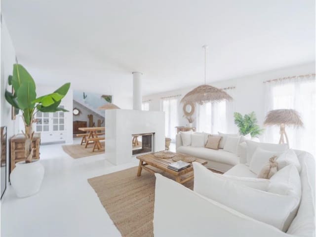 5 soveværelse Finca/Landehus til salg i Sineu med garage - € 7.900.000 (Ref: 7625737)