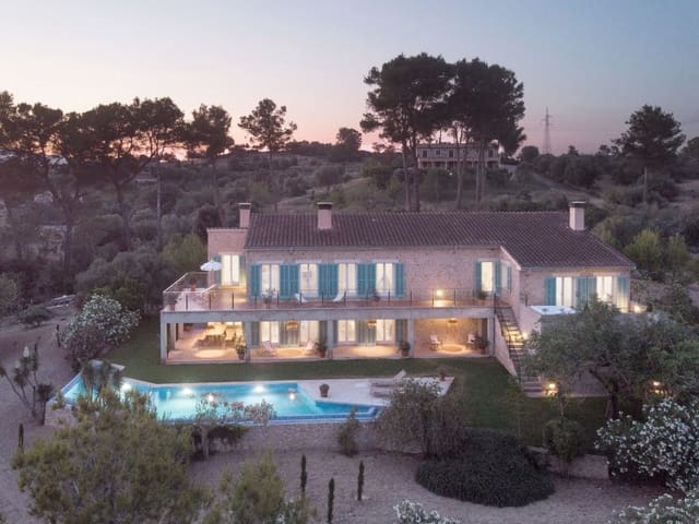 5 soveværelse Finca/Landehus til salg i Sineu med garage - € 7.900.000 (Ref: 7625737)