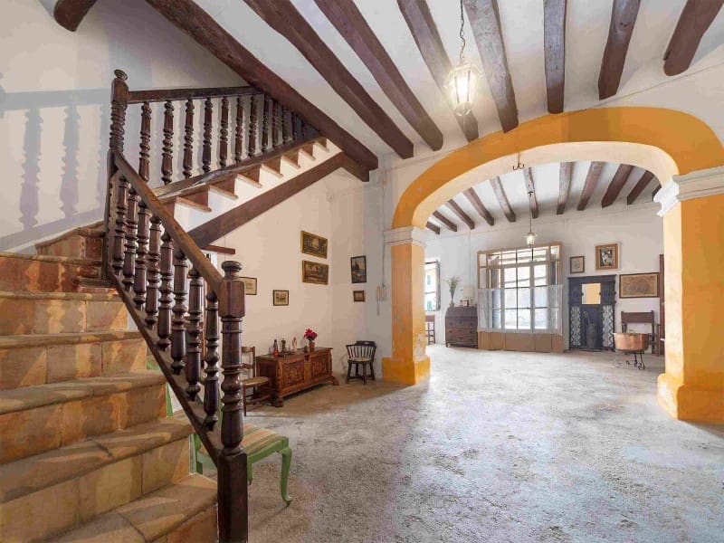 Chalet de 9 habitaciones en Santa María del Camí en venta con garaje - 1.200.000 € (Ref: 7663853)