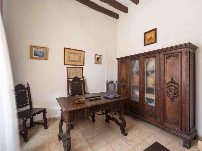 Chalet de 9 habitaciones en Santa María del Camí en venta con garaje - 1.200.000 € (Ref: 7663853)