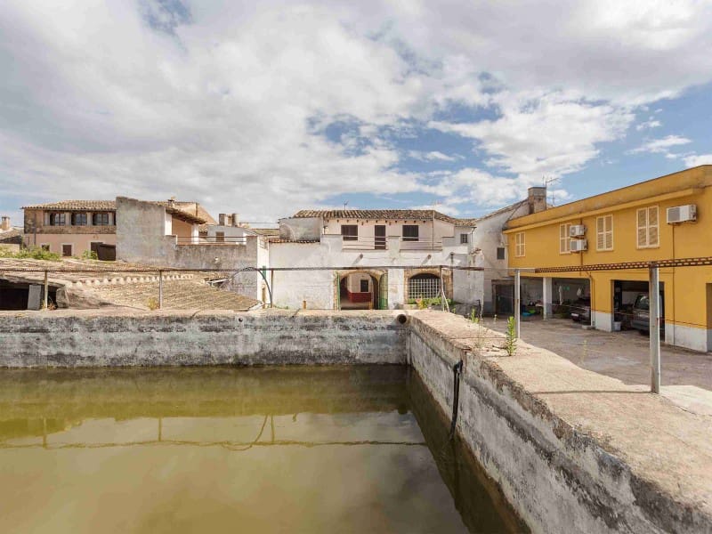 Chalet de 9 habitaciones en Santa María del Camí en venta con garaje - 1.200.000 € (Ref: 7663853)