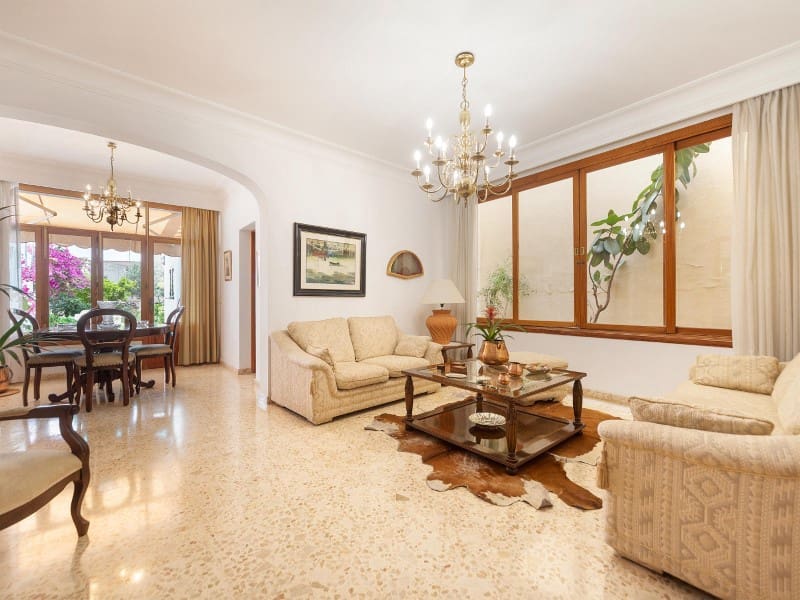 5 soverom Villa til salgs i Alaro med garasje - € 894 000 (Ref: 7666024)