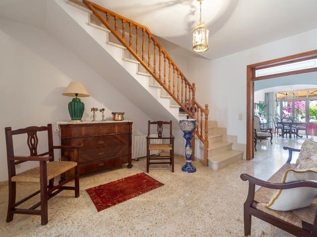 5 bedroom Villa for sale in Alaró with garage - € 894,000 (Ref: 7666024)