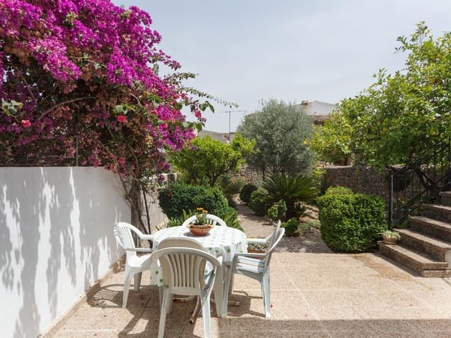 5 bedroom Villa for sale in Alaró with garage - € 894,000 (Ref: 7666024)