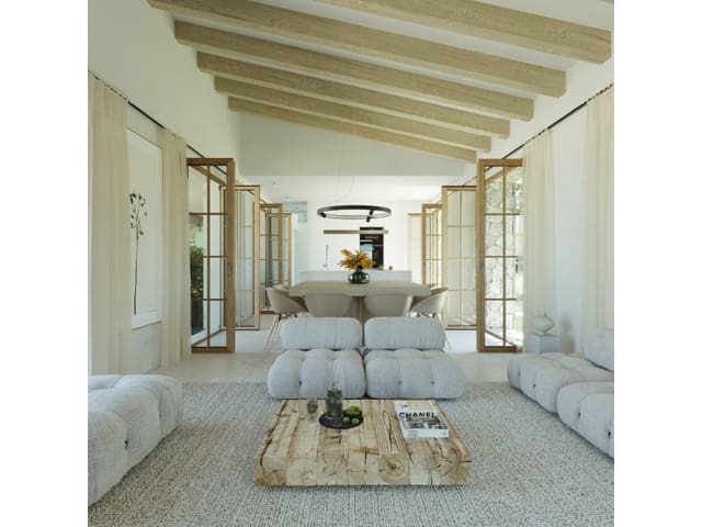 4 soveværelse Finca/Landehus til salg i Sineu med swimmingpool garage - € 1.800.000 (Ref: 7672363)