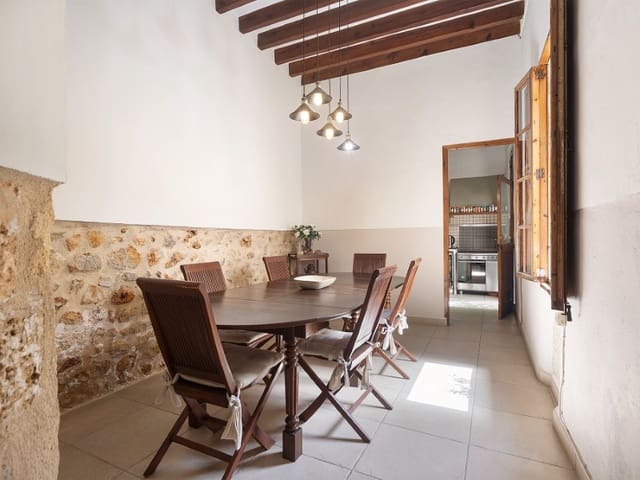 8 bedroom Villa for sale in Alaró - € 1,490,000 (Ref: 7696126)