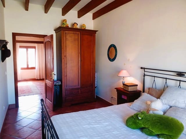 5 soveværelse Villa til salg i Campos med garage - € 1.280.000 (Ref: 7706193)