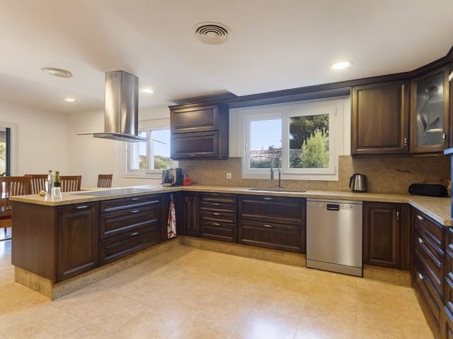 4 chambre Finca/Maison de Campagne à vendre à Algaida avec piscine garage - 2 250 000 € (Ref: 7715632)