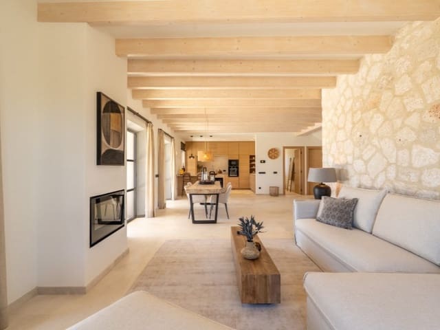 5 bedroom Finca/Country House for sale in Cala Llombards, Santanyí with pool garage - € 2,980,000 (Ref: 7726246)