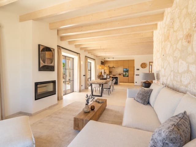 5 bedroom Finca/Country House for sale in Cala Llombards, Santanyí with pool garage - € 2,980,000 (Ref: 7726246)