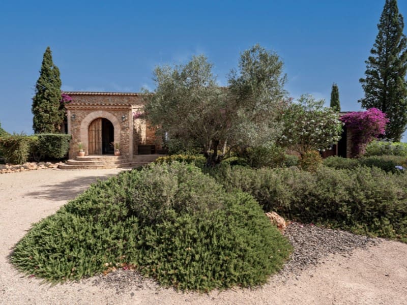 4 soveværelse Finca/Landehus til salg i Algaida med swimmingpool - € 3.500.000 (Ref: 7735617)