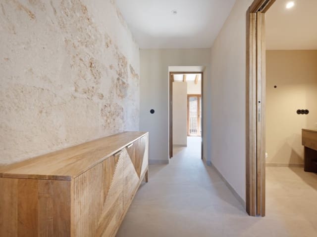 4 slaapkamer Villa te koop in Muro met zwembad garage - € 1.100.000 (Ref: 7741586)