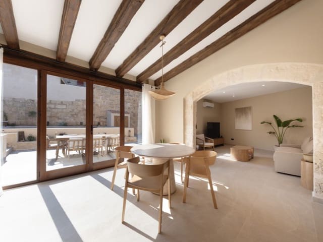 4 slaapkamer Villa te koop in Muro met zwembad garage - € 1.100.000 (Ref: 7741586)