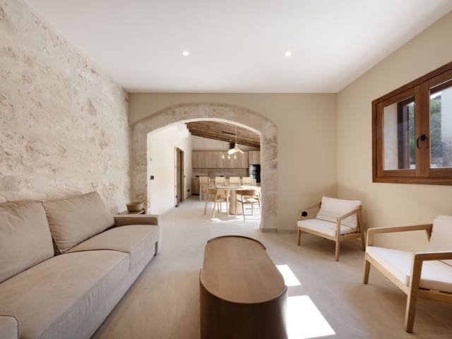 4 slaapkamer Villa te koop in Muro met zwembad garage - € 1.100.000 (Ref: 7741586)