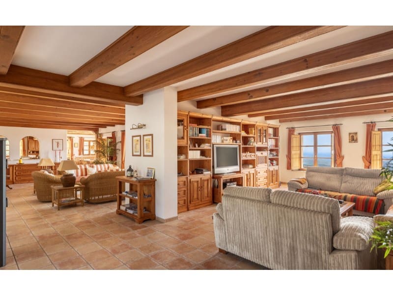 4 soveværelse Finca/Landehus til salg i Galilea med swimmingpool garage - € 2.380.000 (Ref: 7766729)