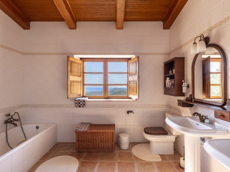 4 soveværelse Finca/Landehus til salg i Galilea med swimmingpool garage - € 2.380.000 (Ref: 7766729)