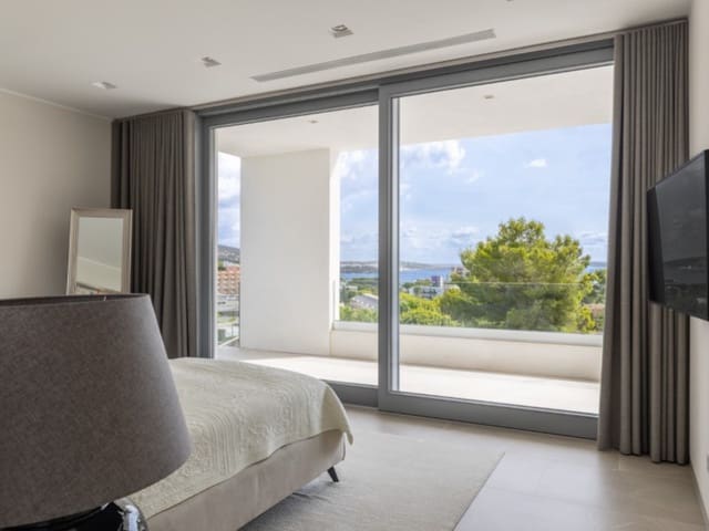 5 soverom Villa til salgs i Palmanova, Calvià med svømmebasseng garasje - € 4 450 000 (Ref: 7771524)