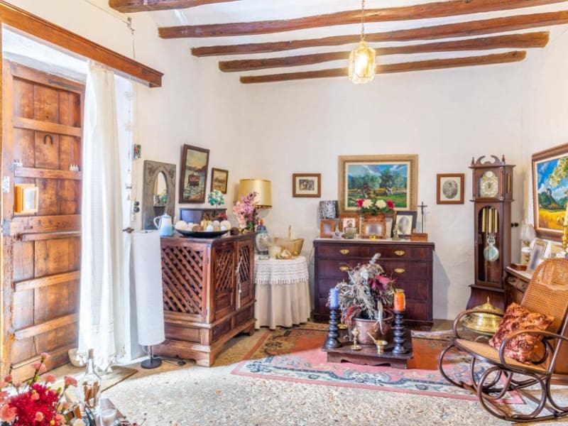 6 soverom Villa til salgs i Alaro - € 743 000 (Ref: 7807458)