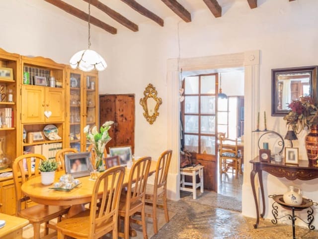 6 sovrum Villa till salu i Alaró - 743 000 € (Ref: 7807458)