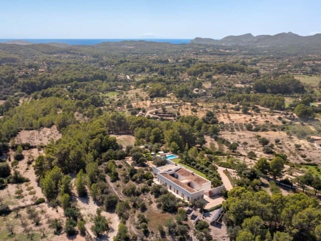 4 makuuhuone Maalaistalo myytävänä paikassa Calvià Pueblo, Calvià mukana uima-altaan 
autotalli - 8 980 000 € (Ref: 7832816)
