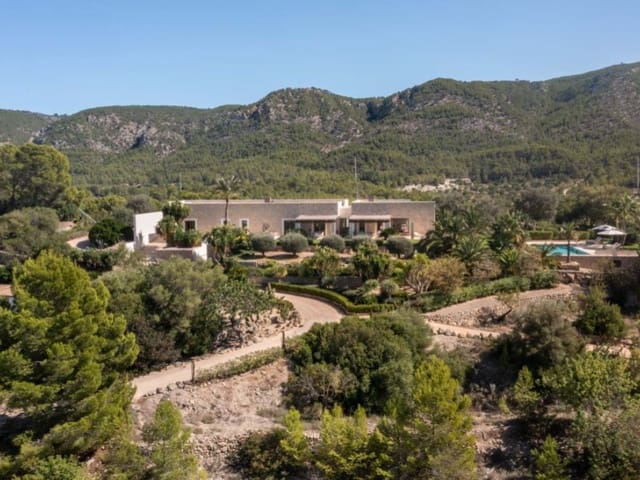 4 soverom Finca/Herregård til salgs i Calvià Pueblo, Calvià med svømmebasseng garasje - € 8 980 000 (Ref: 7832816)