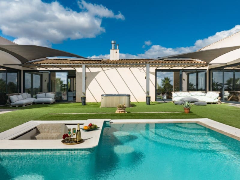 5 chambre Finca/Maison de Campagne à vendre à Llucmajor avec piscine garage - 2 200 000 € (Ref: 7847505)