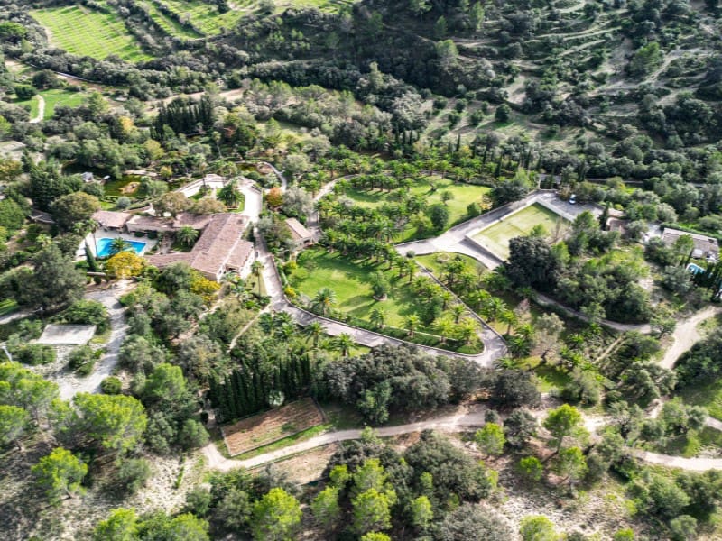 12 slaapkamer Finca/Landhuis te koop in Establiments met zwembad garage - € 24.500.000 (Ref: 7888910)