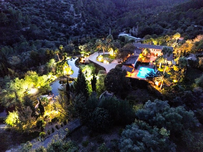 12 slaapkamer Finca/Landhuis te koop in Establiments met zwembad garage - € 24.500.000 (Ref: 7888910)