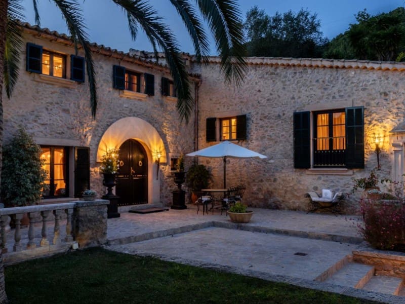 12 slaapkamer Finca/Landhuis te koop in Establiments met zwembad garage - € 24.500.000 (Ref: 7888910)